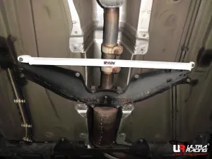 Ultra Racing Audi TT 8N 98-06 1.8T Ultra-R 2P Mid Lower Bar 2091, référence ML2-2091