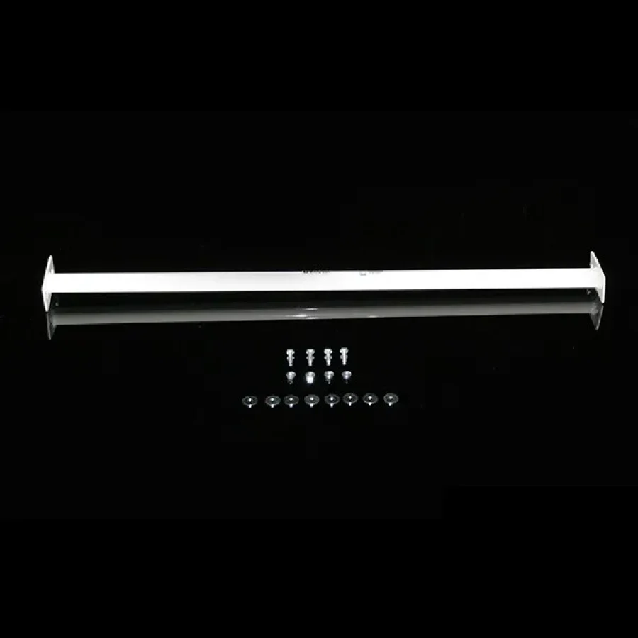Ultra Racing Mercedes W123 2.3 79-85 UltraRacing 2P Rear Upper Strutbar, référence RE2-2165