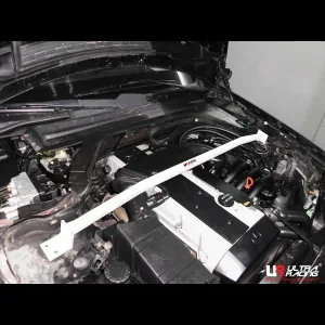 Ultra Racing Mercedes S-Class 91-98 W140 3.2 Ultra-R Front Upper Strutbar, référence TW2-2058