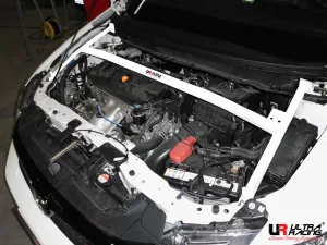Ultra Racing Honda Civic FB/Coupe 10+ USA Ultra-R 4P Front Upper Strutbar, référence TW4-1992