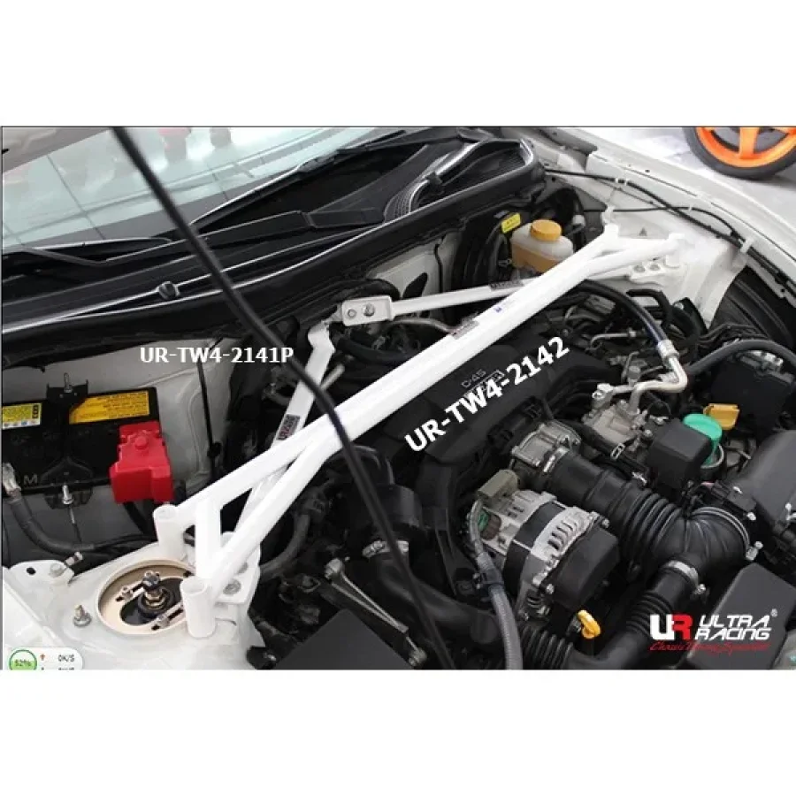 Ultra Racing Subaru BRZ/ Toyota GT86 Ultra-R 2x2P Front Strutbar 2141, référence TW4-2141P