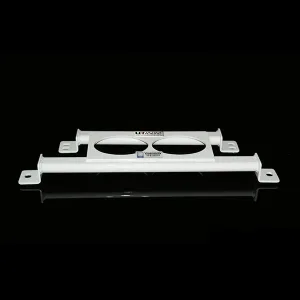 Ultra Racing Jaguar XJL 5.0 12+ UltraRacing 4-Point Front Lower Brace, référence ML4-2151