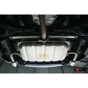 Ultra Racing Mazda 3 13+ / 6 12+ UltraRacing 2P Rear Lower Brace 2594, référence RL2-2594