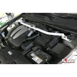 Ultra Racing Hyundai Grandeur HG 3.0 LPI 11+ Ultra-R Front Upper Strutbar, référence URKR-TW2-2674