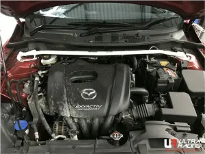 Ultra Racing Mazda 2 DJ 14+ 1.5 UltraRacing 2-Point Front Upper Strutbar, référence URTH-TW2-3142