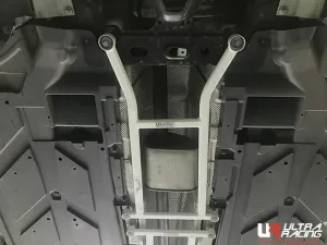 Ultra Racing Mercedes A250 W177 2.0T 18+ Ultra-R Front Member Brace, référence URTH-LA4-4115