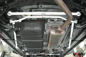 Ultra Racing Toyota Alphard AH30 Ultra Racing 4-Point Rear Lower Brace, référence URTH-RL4-3338