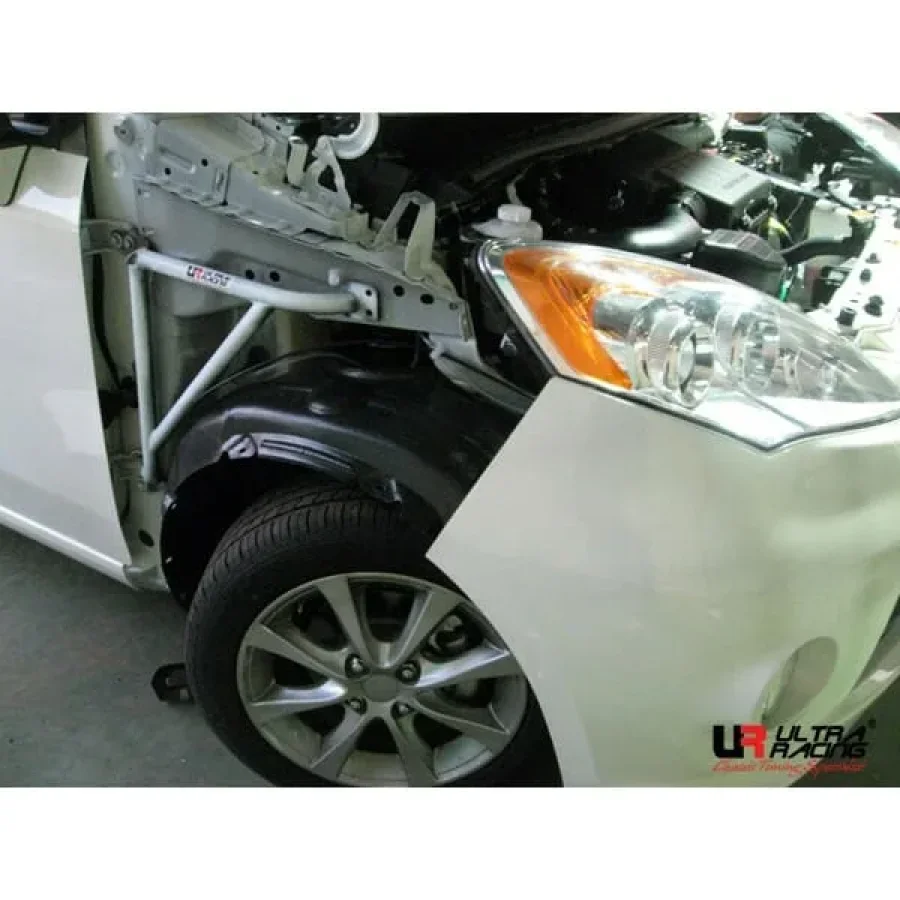 Ultra Racing Perodua Alza (M500) 1.5 2WD 09+ UltraRacing 3-Point Fender Brackets (916P), référence FD3-916P