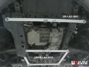 Ultra Racing Buick Lacrosse /Regal 08-17/ Chevrolet Alpheon /Impala 14-20 2WD UltraRacing 2P Front Lower Tiebar (1841), référence LA2-1841