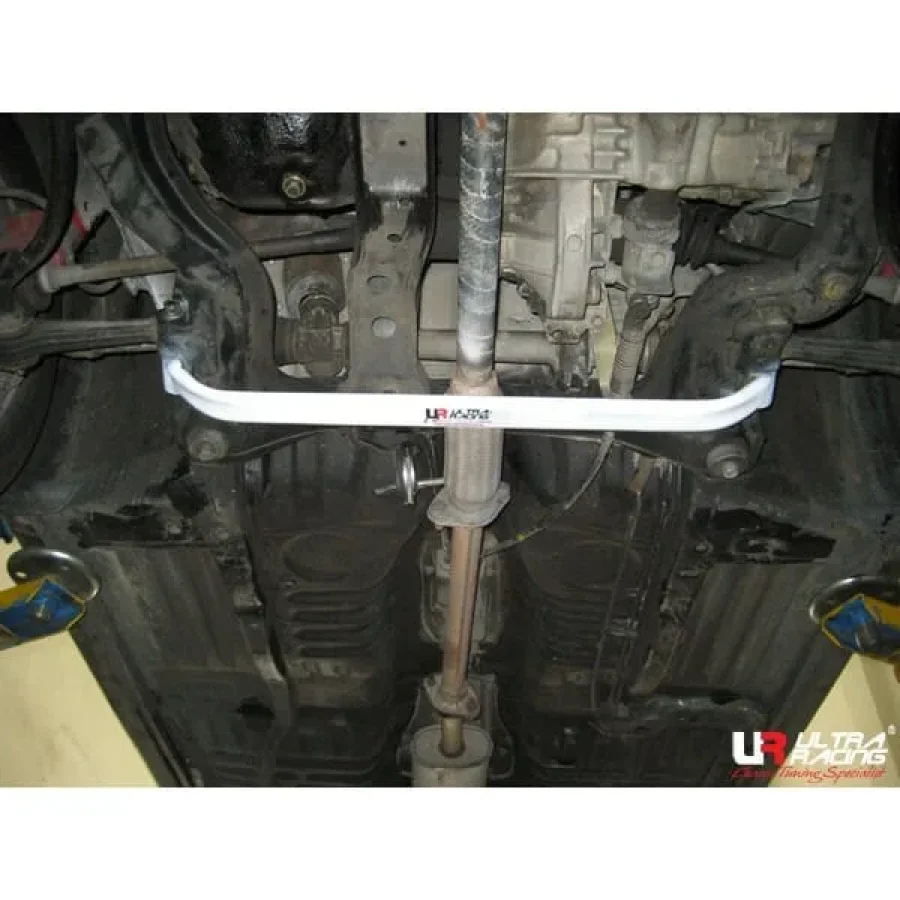 Ultra Racing Perodua Kancil (L200) 660/850 2WD 94-09 UltraRacing 2-Point Front Lower Tiebar (609), référence LA2-609