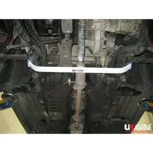 Ultra Racing Perodua Kancil (L200) 660/850 2WD 94-09 UltraRacing 2-Point Front Lower Tiebar (609), référence LA2-609