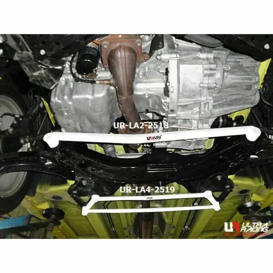 Ultra Racing Suzuki Swift Sport (ZC32S) 1.6 2WD 10-17 UltraRacing 4-Point Front Lower Brace (2519), référence LA4-2519