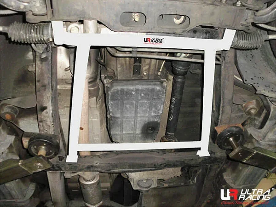 Ultra Racing Ssangyong Rexton Ii FL (Y250) 2.7D 4WD Multilink 06-12 UltraRacing 4-Point Front Lower Brace (3108), référence LA4-3108
