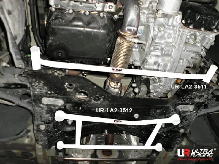 Ultra Racing Citroen C4 Spacetourer 1.6 18+/Peugeot 308 1.6 14-21 2WD UltraRacing 4-Point Front Lower Brace (3512), référence LA4-3512