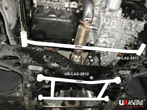 Ultra Racing Citroen C4 Spacetourer 1.6 18+/Peugeot 308 1.6 14-21 2WD UltraRacing 4-Point Front Lower Brace (3512), référence LA4-3512