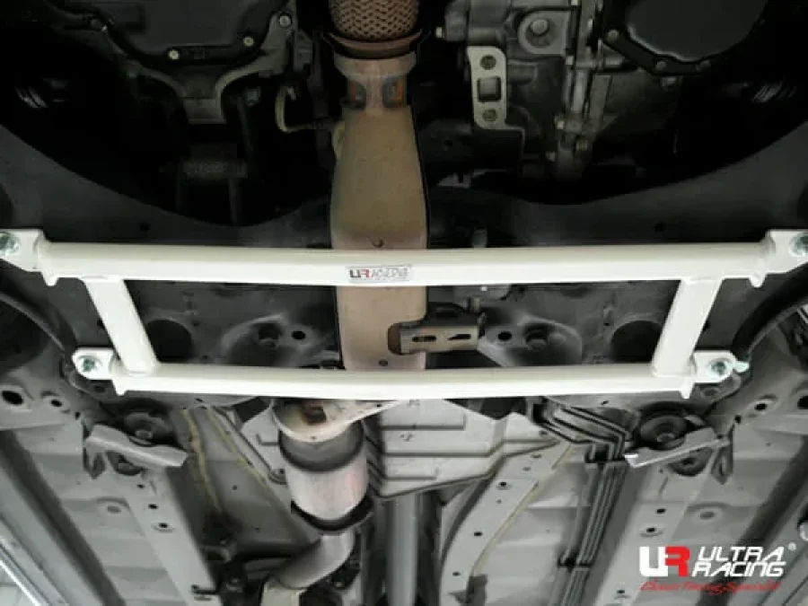 Ultra Racing Nissan Murano (Z51) 3.5 4WD 09-14 UltraRacing 4-Point Front Lower Brace (3655), référence LA4-3655
