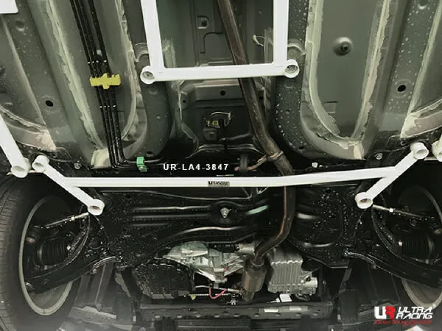 Ultra Racing Perodua Myvi (M800) 1.3/1.5 2WD 17+ UltraRacing 4-Point Front Lower Brace (3847), référence LA4-3847