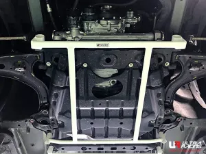 Ultra Racing Perodua Aruz/Toyota Rush (F800) 1.5 2WD 17+ UltraRacing 4-Point Front Lower Brace (3964), référence LA4-3964