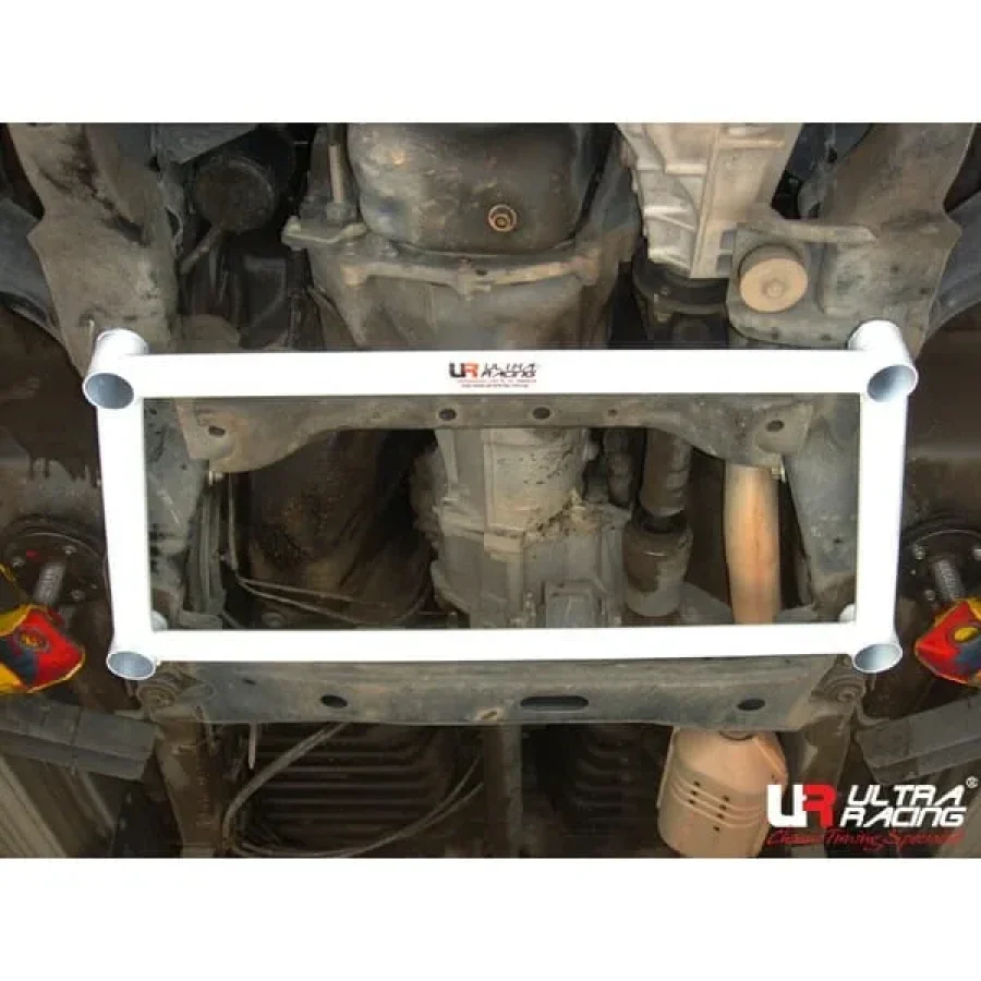 Ultra Racing Perodua Kembara 1.3/1.5 2WD 98-05 UltraRacing 4-Point Front Lower Brace (438), référence LA4-438