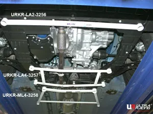 Ultra Racing Chevrolet Spark (M400) 1.0 2WD FL -22 UltraRacing 2-Point Front Lower Tiebar (3256), référence URKR-LA2-3256