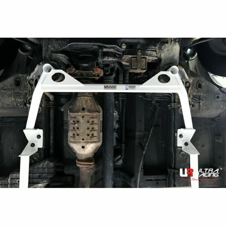 Ultra Racing Hyundai Veracruz (EN) 3.0D 4WD 07-15 UltraRacing 4-Point Front Lower Brace (2189), référence URKR-LA4-2189
