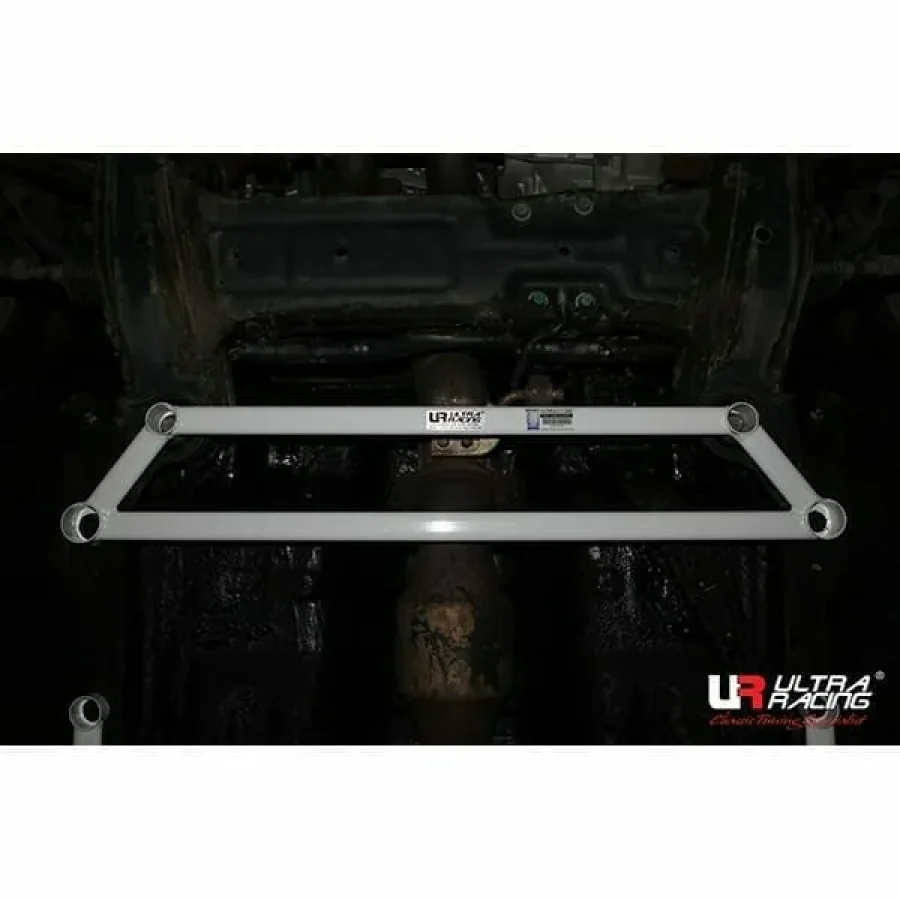 Ultra Racing Kia Opirus 3.5 V6 2WD 03-11 UltraRacing 4-Point Front Lower Brace (2218), référence URKR-LA4-2218