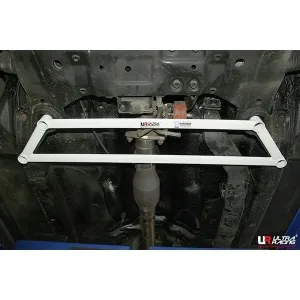 Ultra Racing Kia Lotze/Optima (MG) 2.0 2WD 05-10 UltraRacing 4-Point Front Lower Brace (2680), référence URKR-LA4-2680