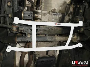 Ultra Racing Ssangyong Chairman W 3.6 08-17 2WD/4WD UltraRacing 4-Point Front Lower Brace (3267), référence URKR-LA4-3267