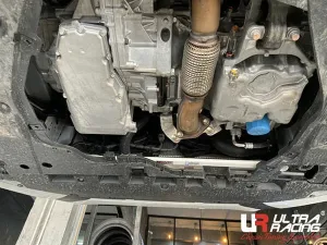 Ultra Racing Honda Accord (CV1) 1.5T/2.0 18+/Civic 1.5T 21+ 2WD UltraRacing 2-Point Front Lower Tiebar (4056), référence URTH-LA2-4056