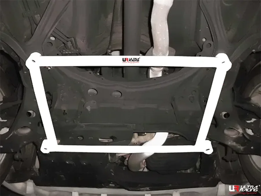 Ultra Racing Toyota Vanguard (XA30) 2.0 2WD 05-12 UltraRacing 4-Point Front Lower Brace (3528), référence URTH-LA4-3528