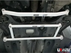 Ultra Racing Skoda Yeti (TYP 5L) 1.2 TSI 2WD 10-15 UltraRacing 2-Point Front Lower Tiebar (2913), référence URTW-LA2-2913