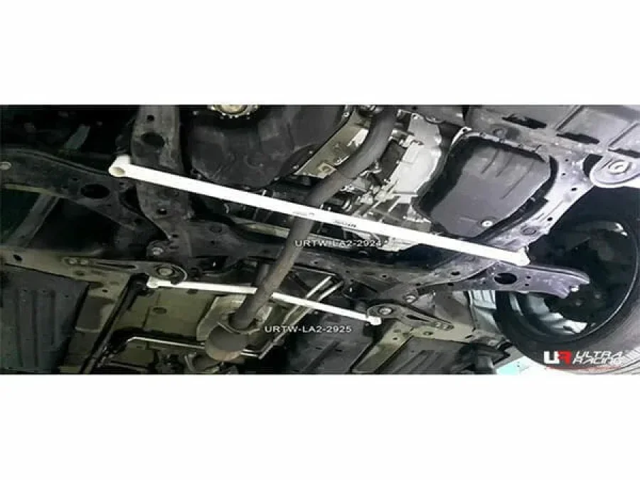 Ultra Racing Toyota Sienna (XL30) 3.5 V6 2WD 10+ UltraRacing 2-Point Front Lower Tiebar (2925), référence URTW-LA2-2925