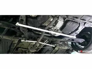 Ultra Racing Toyota Sienna (XL30) 3.5 V6 2WD 10+ UltraRacing 2-Point Front Lower Tiebar (2925), référence URTW-LA2-2925
