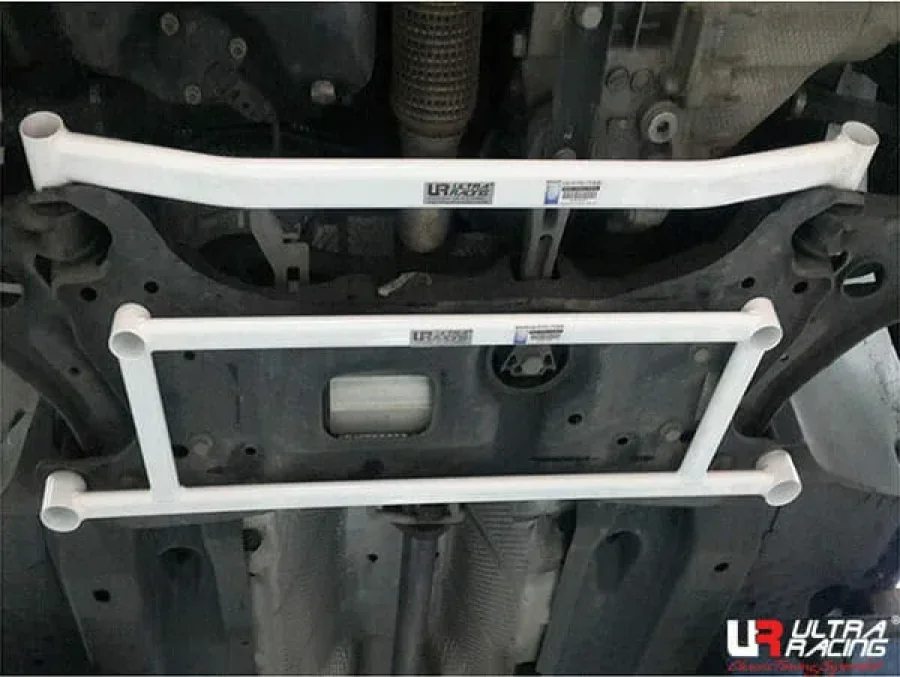 Ultra Racing Skoda Yeti (TYP 5L) 1.2 TSI 2WD 10-15/Yeti 2.0 TDI 4WD 10-15 UltraRacing 4-Point Front Lower Brace (2912), référence URTW-LA4-2912