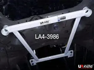 Ultra Racing Toyota Auris (E210) 2.0 HB 19+/Corolla Altis Sedan 1.8 19+ 2WD UltraRacing 4-Point Front Lower Brace (3986), référence URTW-LA4-3986