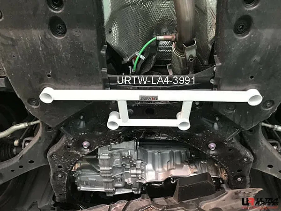 Ultra Racing Lexus ES 300H (XZ10) 2.5 Hybrid 18+/Toyota Camry 2.5 17+ 2WD UltraRacing 4-Point Front Lower Brace (3991), référence URTW-LA4-3991