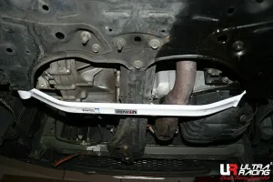Ultra Racing Scion TC (AT10) 2.4 2WD 05-10 UltraRacing 2-Point Front Lower Tiebar (2464), référence URUS-LA2-2464
