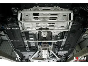 Ultra Racing Mazda CX-3 (DK) 1.5D/2.0 2WD 16+ UltraRacing 6-Point Front Upper Strutbar (3499), référence LA6-3499