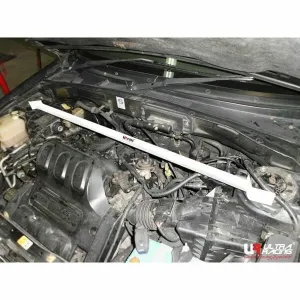 Ultra Racing Ford Escape 3.0 4WD 00-06 UltraRacing 2-Point Front Upper Strutbar (1983), référence TW2-1983