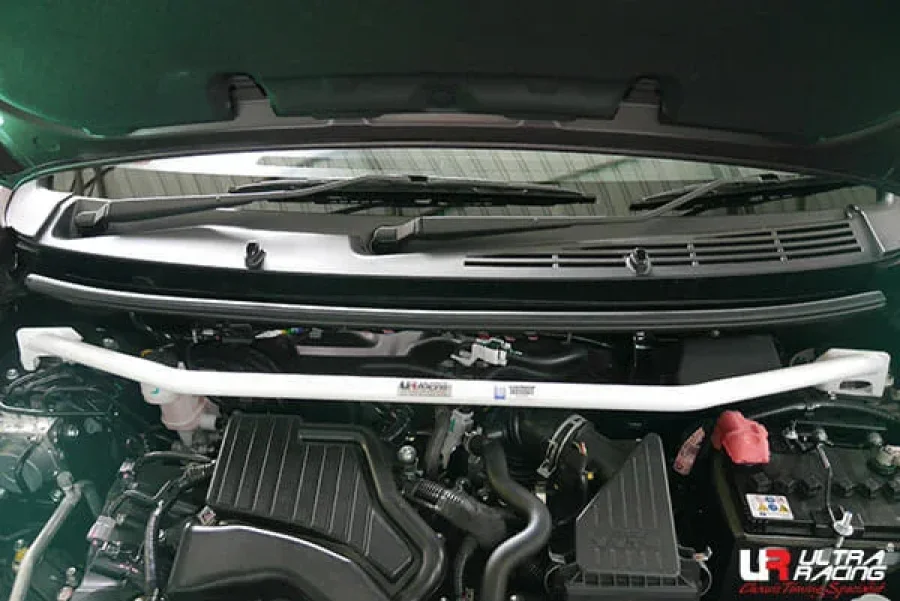 Ultra Racing Perodua Bezza (B300) 1.0/1.3 2WD 17+ UltraRacing 2-Point Front Upper Strutbar (3852), référence TW2-3852