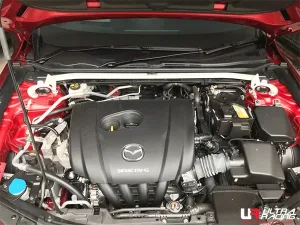 Ultra Racing Mazda 3 (BP) 2.0 2WD 19+ UltraRacing 2-Point Front Upper Strutbar (4151), référence TW2-4151