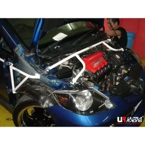 Ultra Racing Honda City (GD8) 1.5 2WD 02-08 UltraRacing 4-Point Front Upper Strutbar (051), référence TW4-051