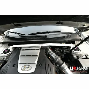 Ultra Racing Hyundai Grandeur (TG) 2.7 2WD 05-11 UltraRacing 2-Point Front Upper Strutbar(2287), référence URKR-TW2-2287
