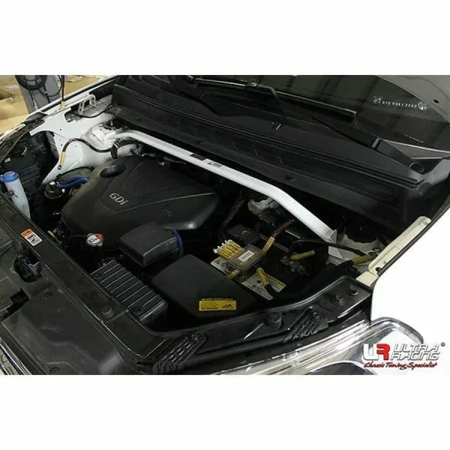 Ultra Racing Kia Soul (AM) 1.6 GDI 2WD FL 10-13 UltraRacing 2-Point Front Upper Strutbar (2723), référence URKR-TW2-2723