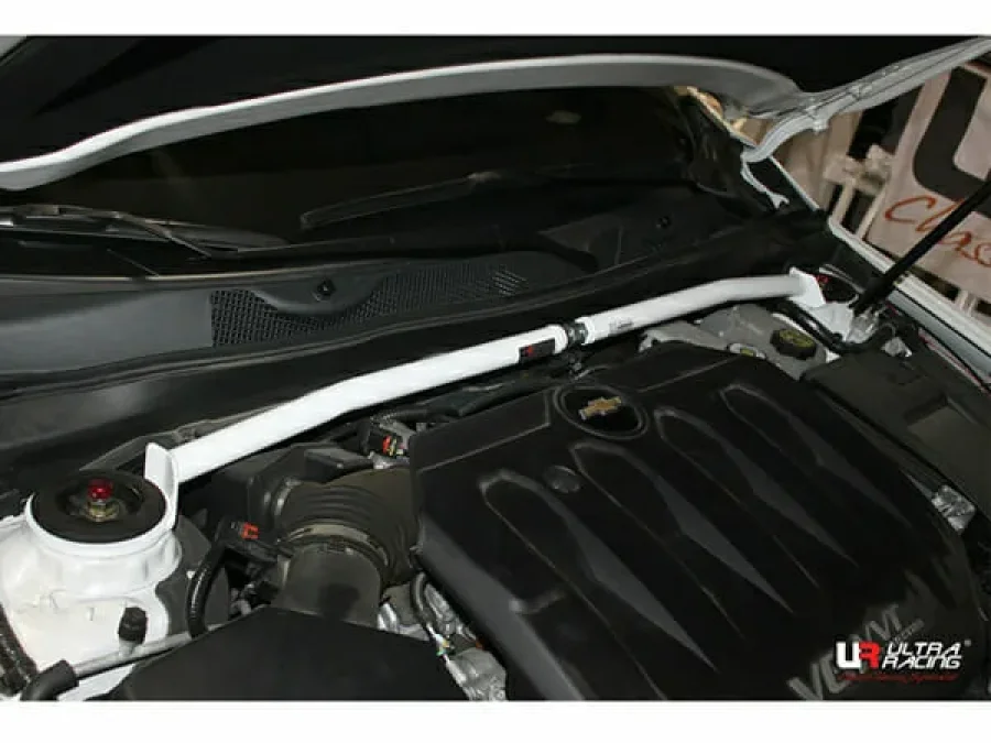 Ultra Racing Chevrolet Impala 2.5/3.6 2WD 14+ UltraRacing 2-Point Front Upper Strutbar(3311A, référence URKR-TW2-3311A