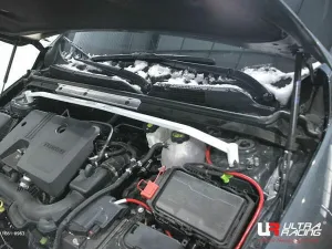 Ultra Racing Chevrolet Malibu 2.0T 2WD Hybrid FL 19+ UltraRacing 2-Point Front Upper Strutbar(4145), référence URKR-TW2-4145