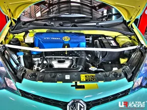 Ultra Racing MG 3 1.3 2WD Thailand Assembly 11+ UltraRacing 2-Point Front Upper Strutbar (3341), référence URTH-TW2-3341