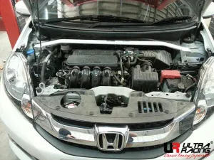 Ultra Racing Honda BR-V (DG1) 1.5 16-21/Mobilio 1.5 14+ 2WD UltraRacing 2-Point Front Upper Strutbar (3473), référence URTH-TW2-3473