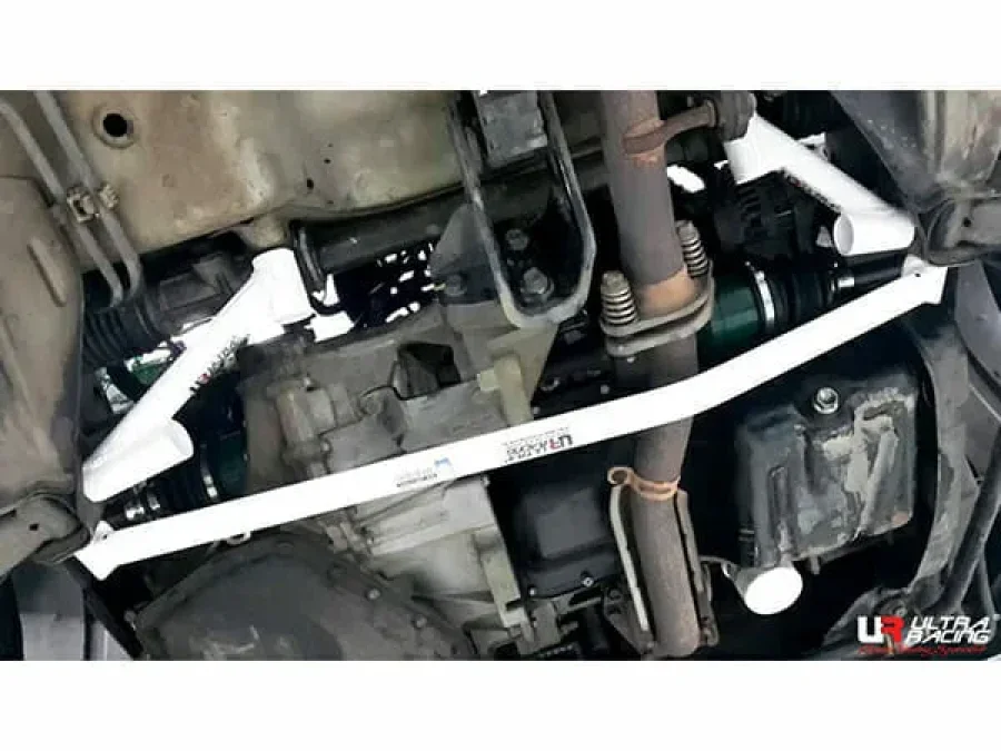 Ultra Racing Suzuki Solio 1.3 2WD 03-08 UltraRacing 4-Point Front Upper Strutbar (2916P), référence URTW-LS4-2916P