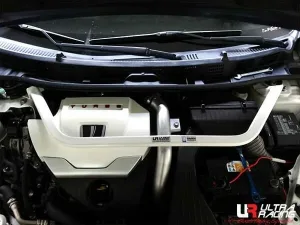 Ultra Racing Luxgen S5 1.8T 2WD MT 12-20 UltraRacing 2-Point Front Upper Strutbar (2897), référence URTW-TW2-2897